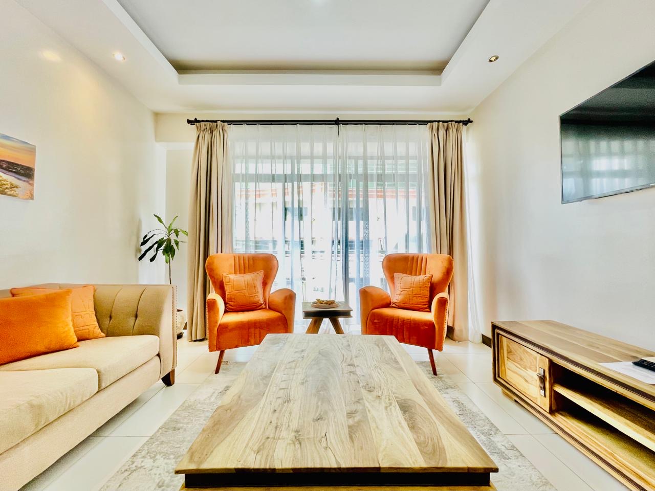 ONE BEDROOM SILVERSTONE APARTMENT